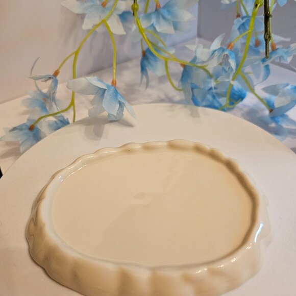 Lenox Happy Holly Days Snowman Salt and Pepper - Picture 10 of 15